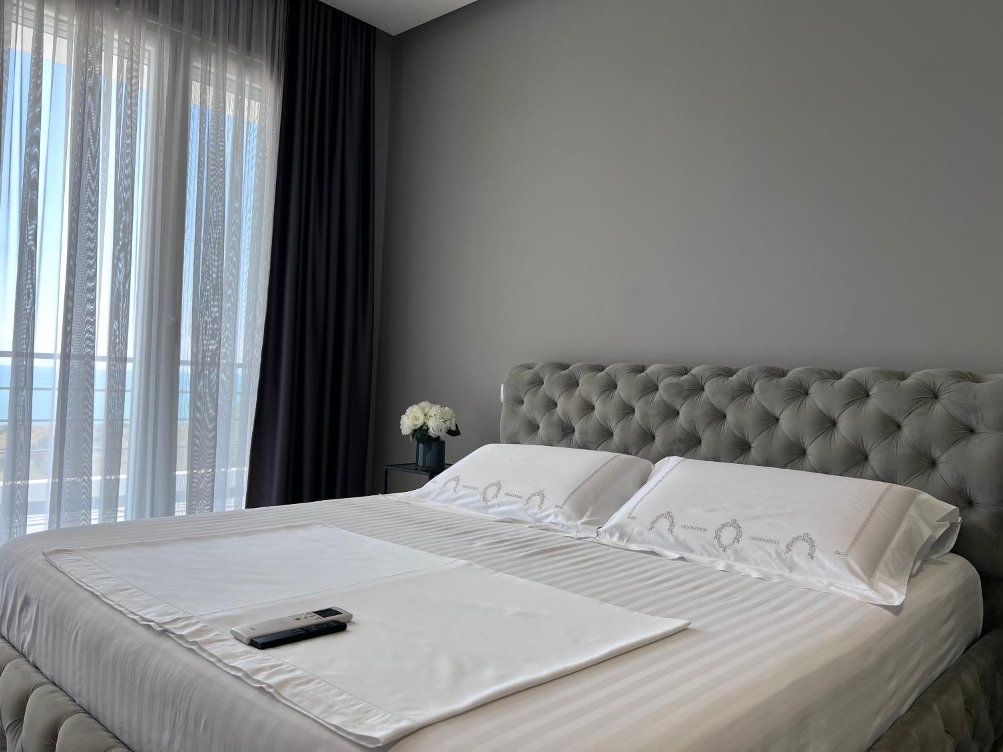 Villa Esmi Durres Kryemedhej Ngoại thất bức ảnh
