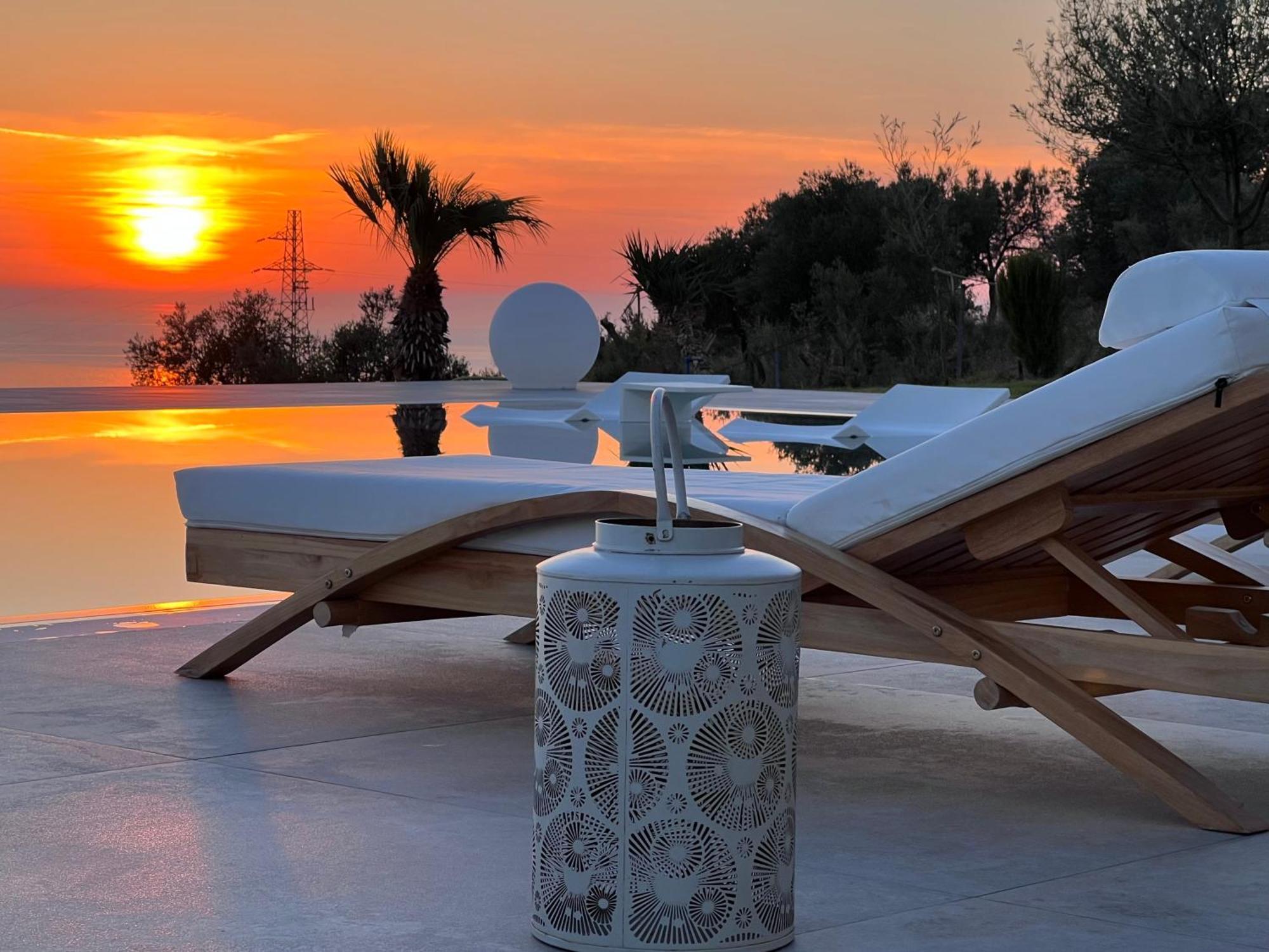 Villa Esmi Durres Kryemedhej Ngoại thất bức ảnh