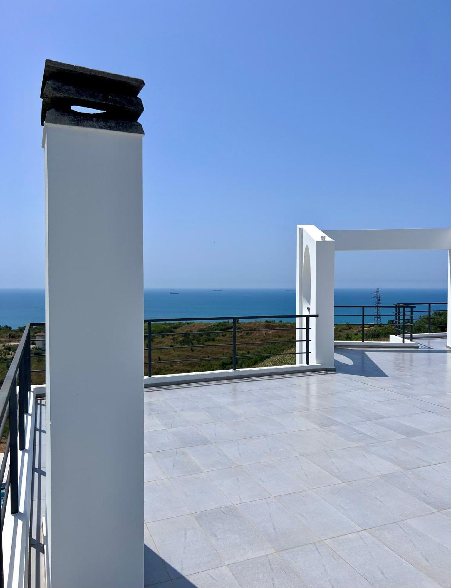 Villa Esmi Durres Kryemedhej Ngoại thất bức ảnh